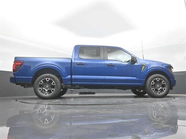 new 2025 Ford F-150 car, priced at $43,169