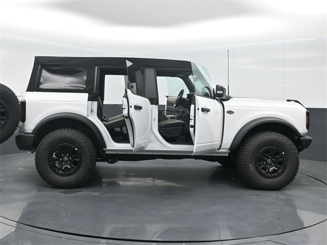 new 2024 Ford Bronco car, priced at $59,491
