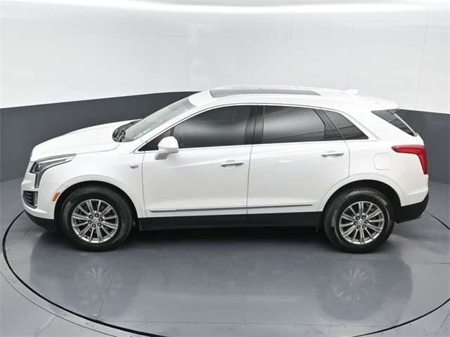 used 2019 Cadillac XT5 car, priced at $15,227