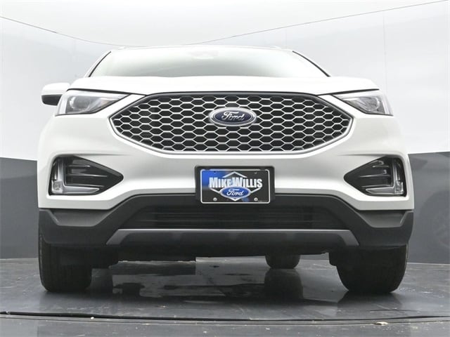 new 2024 Ford Edge car, priced at $37,020