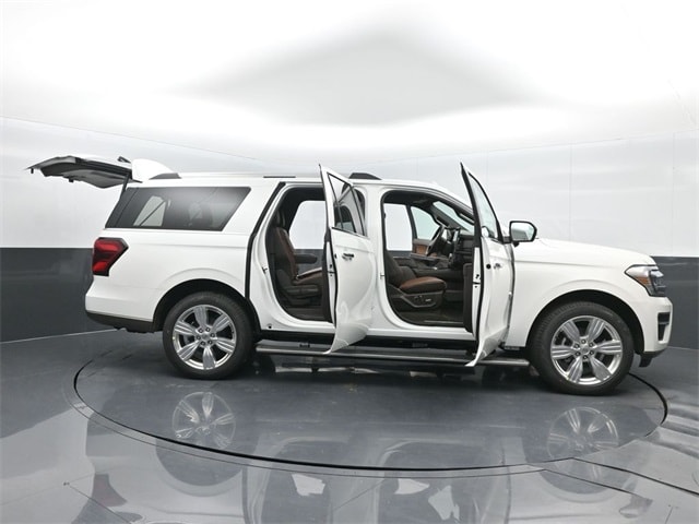 new 2024 Ford Expedition car, priced at $76,550