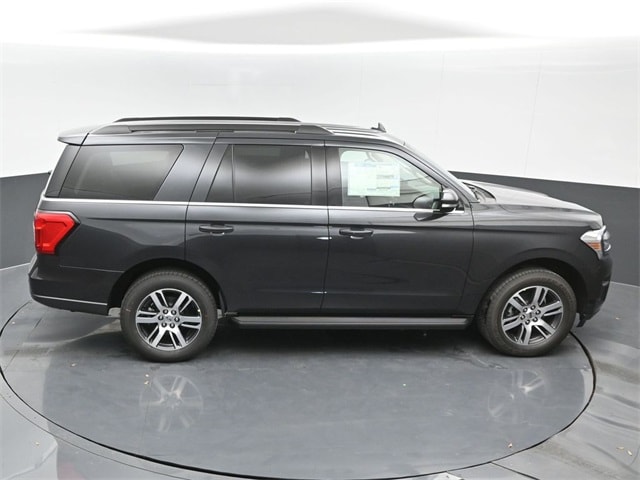 new 2024 Ford Expedition car, priced at $58,125