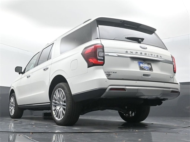 new 2024 Ford Expedition car, priced at $73,895