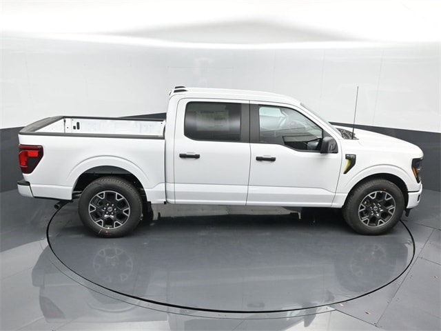 new 2024 Ford F-150 car, priced at $44,897