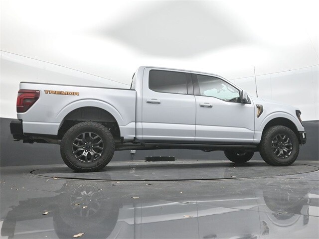 new 2025 Ford F-150 car, priced at $72,308