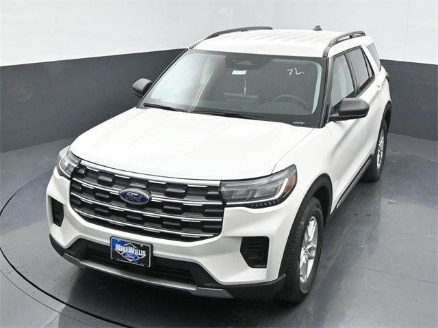 new 2025 Ford Explorer car, priced at $40,245