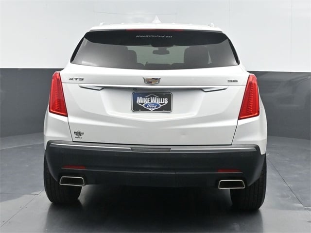 used 2019 Cadillac XT5 car, priced at $15,227