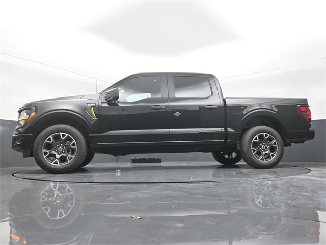 new 2025 Ford F-150 car, priced at $44,333