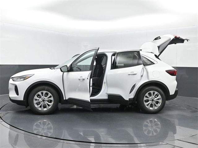 new 2024 Ford Escape car, priced at $25,740