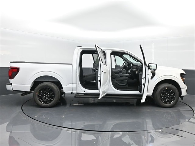 new 2024 Ford F-150 car, priced at $45,805