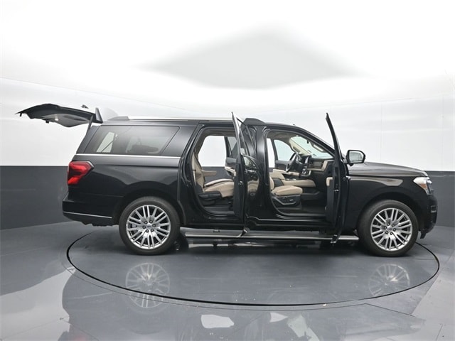 used 2022 Ford Expedition Max car, priced at $47,877