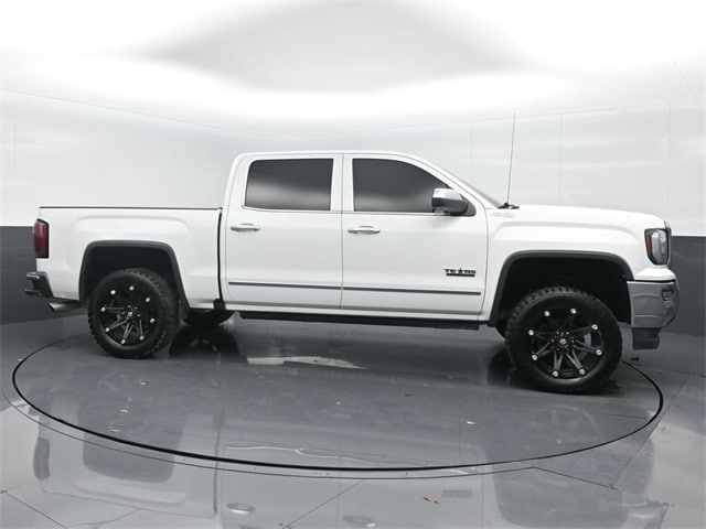 used 2018 GMC Sierra 1500 car, priced at $30,321