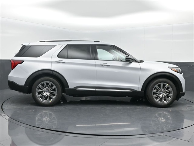 new 2025 Ford Explorer car, priced at $51,845