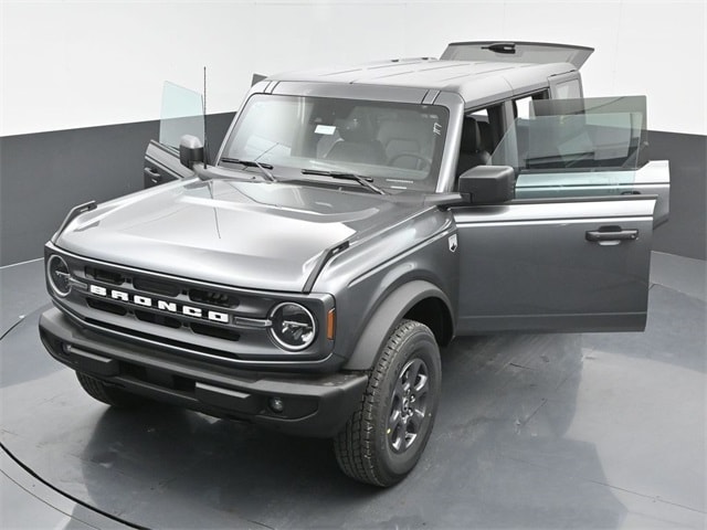 new 2024 Ford Bronco car, priced at $43,600