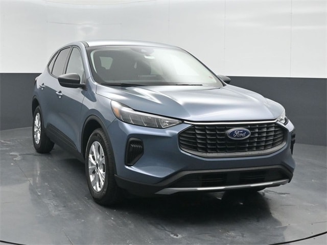 new 2025 Ford Escape car, priced at $31,010