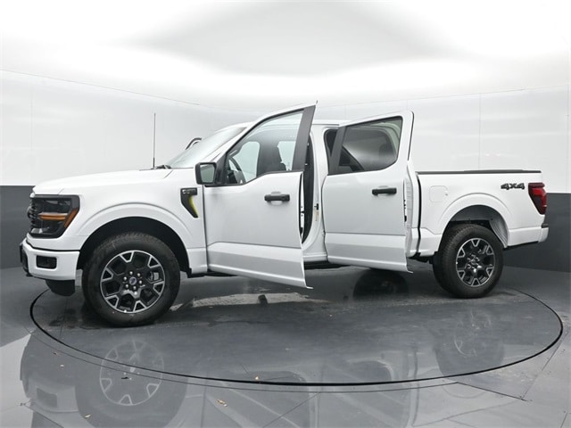 new 2024 Ford F-150 car, priced at $51,624