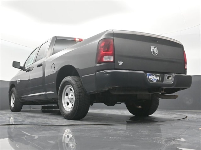 used 2019 Ram 1500 Classic car, priced at $18,554