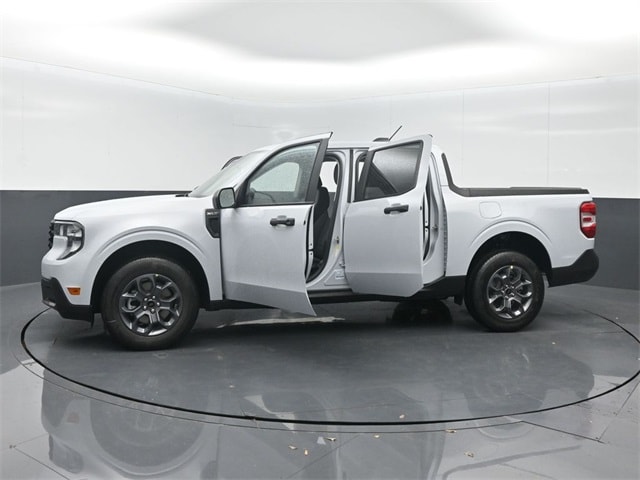 new 2025 Ford Maverick car, priced at $33,135