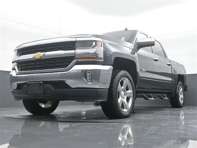 used 2018 Chevrolet Silverado 1500 car, priced at $19,995