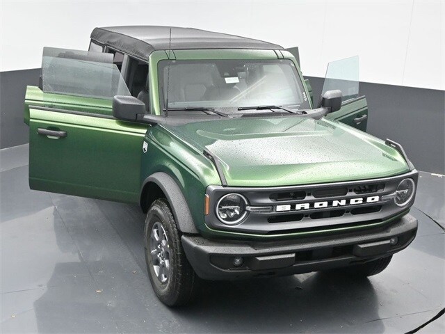 new 2024 Ford Bronco car, priced at $43,950