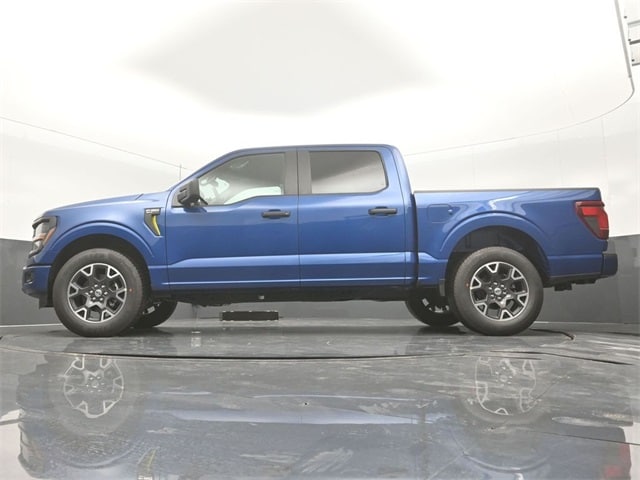 new 2024 Ford F-150 car, priced at $43,026