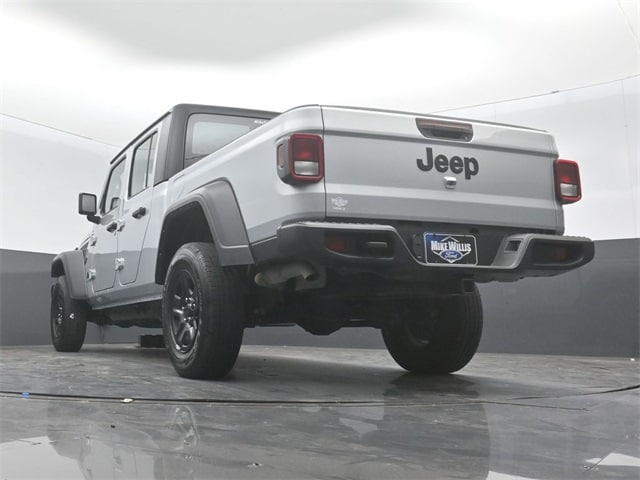 used 2023 Jeep Gladiator car, priced at $32,789