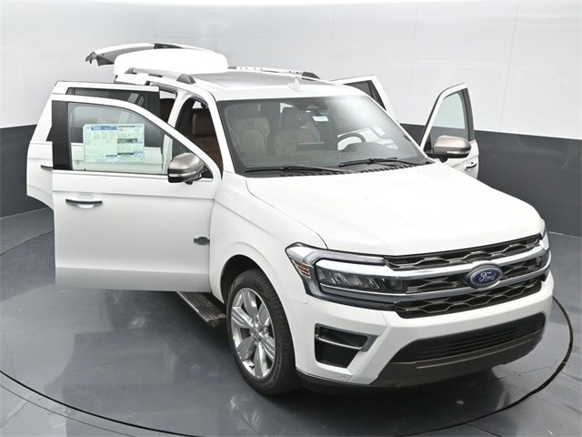 new 2024 Ford Expedition car, priced at $73,550