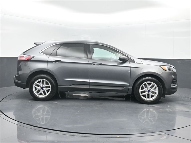 used 2022 Ford Edge car