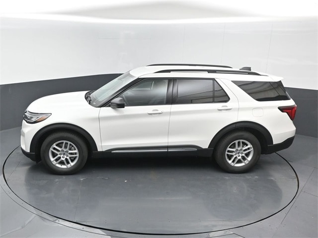 new 2025 Ford Explorer car, priced at $38,440