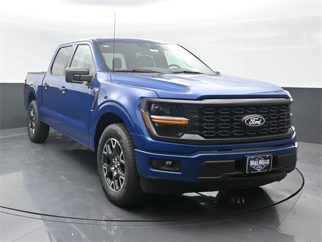 new 2025 Ford F-150 car, priced at $43,880