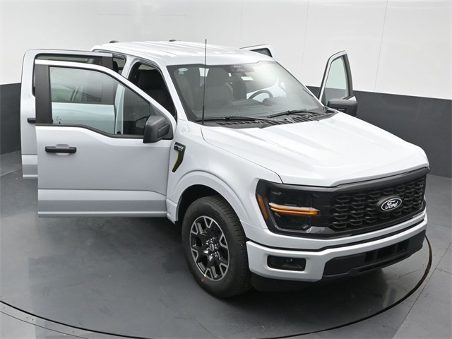 new 2025 Ford F-150 car, priced at $43,169