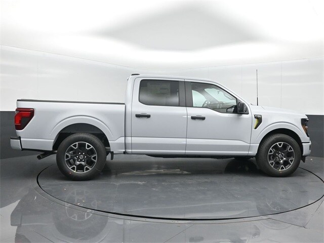 new 2025 Ford F-150 car, priced at $43,169