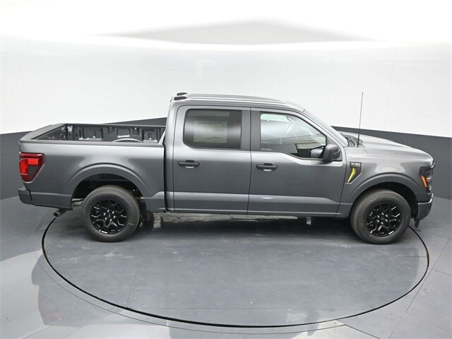 new 2025 Ford F-150 car, priced at $41,751
