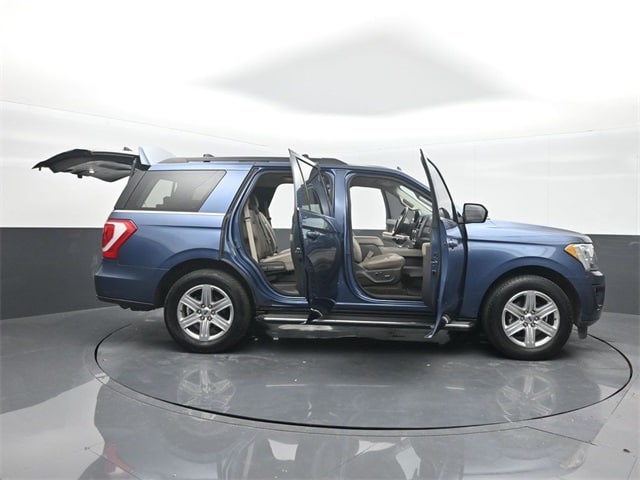used 2019 Ford Expedition car, priced at $22,298