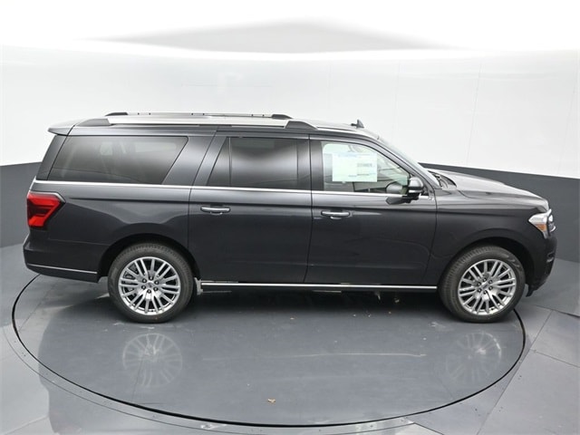 new 2024 Ford Expedition car, priced at $71,400