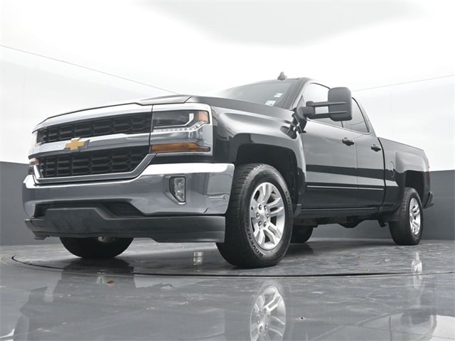 used 2019 Chevrolet Silverado 1500 LD car, priced at $19,758