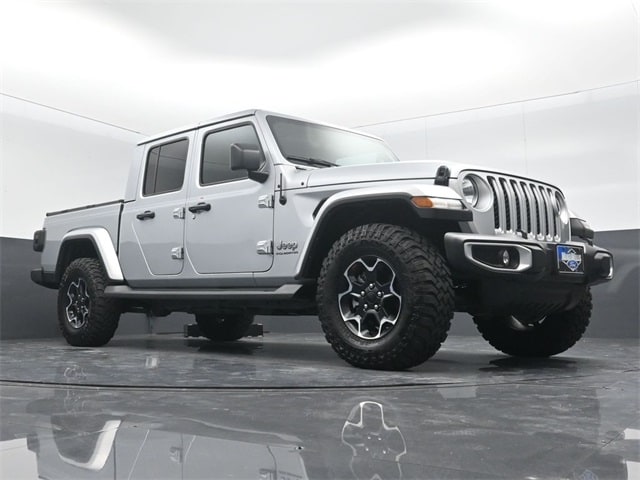 used 2023 Jeep Gladiator car, priced at $35,958