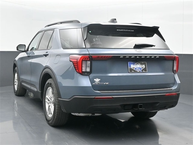 new 2025 Ford Explorer car, priced at $39,945