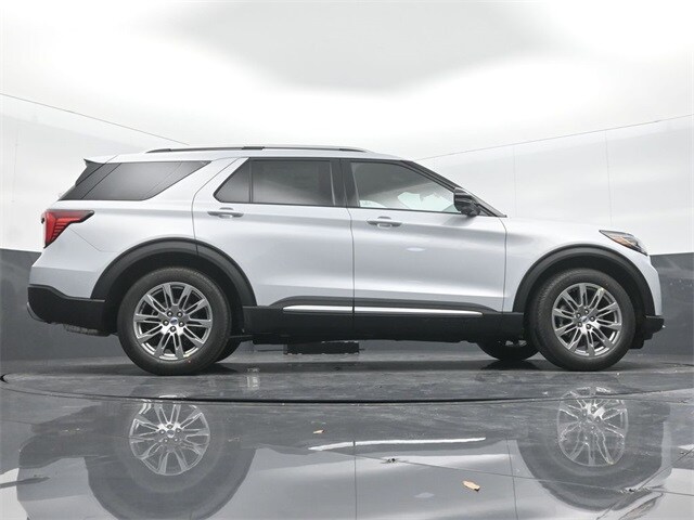 new 2025 Ford Explorer car, priced at $51,845