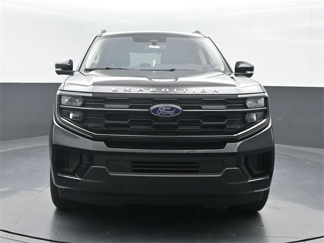 new 2025 Ford Expedition car, priced at $68,210