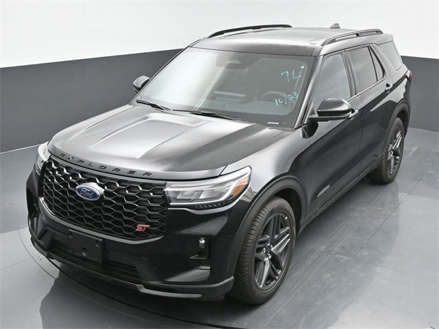 new 2025 Ford Explorer car, priced at $59,795