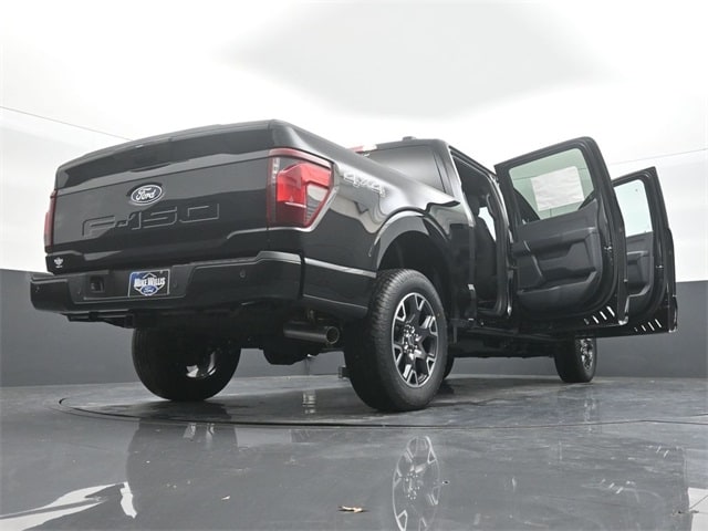 new 2025 Ford F-150 car, priced at $47,031