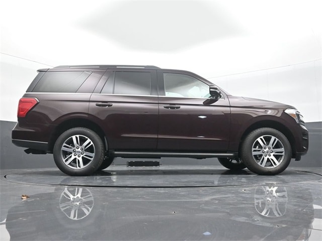 new 2024 Ford Expedition car, priced at $56,620