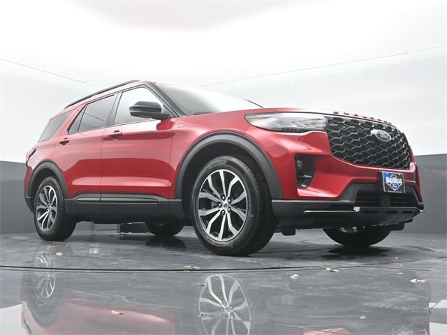 new 2025 Ford Explorer car, priced at $44,705