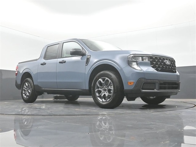 new 2025 Ford Maverick car, priced at $30,113