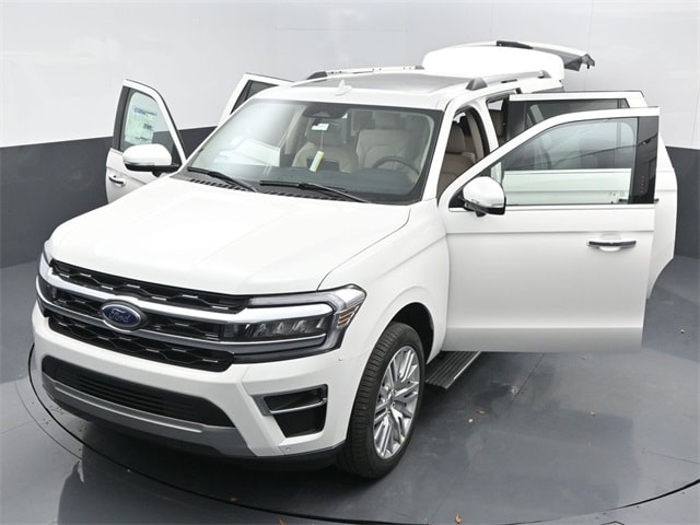 new 2024 Ford Expedition car, priced at $73,895