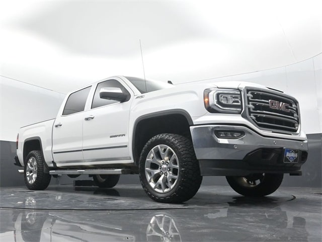 used 2018 GMC Sierra 1500 car, priced at $35,258