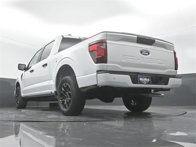 new 2025 Ford F-150 car, priced at $40,795