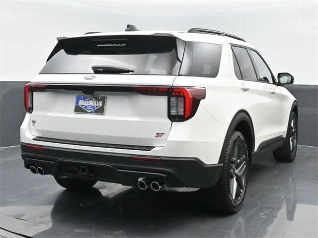 new 2025 Ford Explorer car, priced at $61,620