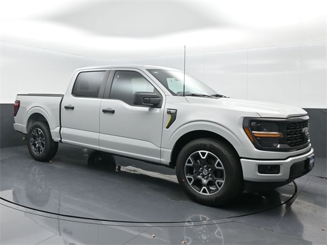 new 2024 Ford F-150 car, priced at $43,395